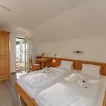 Cafe Kitzer Guest house 3*
