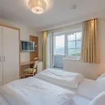 Guest house Cafe Kitzer 3*