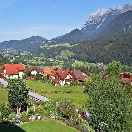 Pensjonat Cafe Kitzer Haus im Ennstal