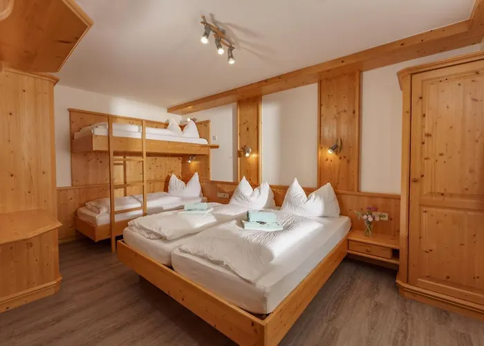 Cafe Kitzer 恩斯塔尔豪斯