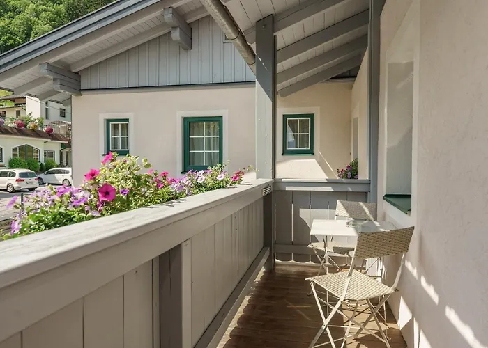 招待所 Cafe Kitzer