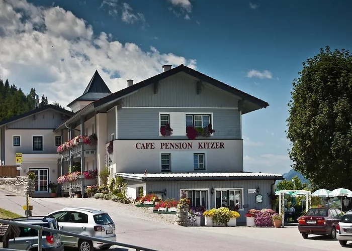 بيت ضيافة Cafe Kitzer 3*