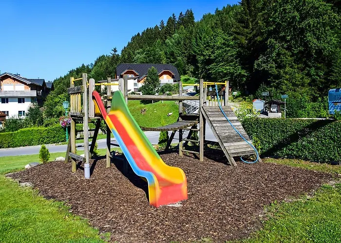 Cafe Kitzer بيت ضيافة هاوس إم إنيستال