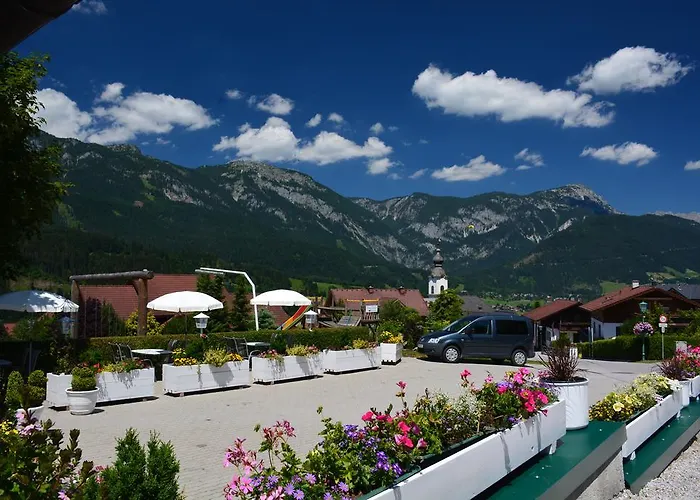 بيت ضيافة Cafe Kitzer